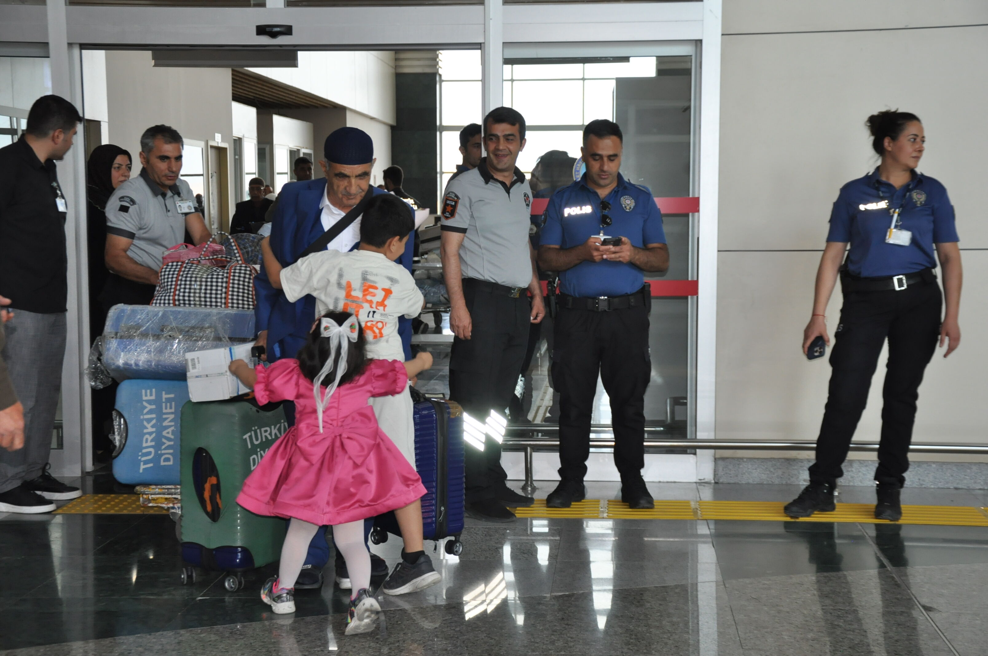 Hac İbadetini Tamamlayan Hacılar Yurda Döndü (1)