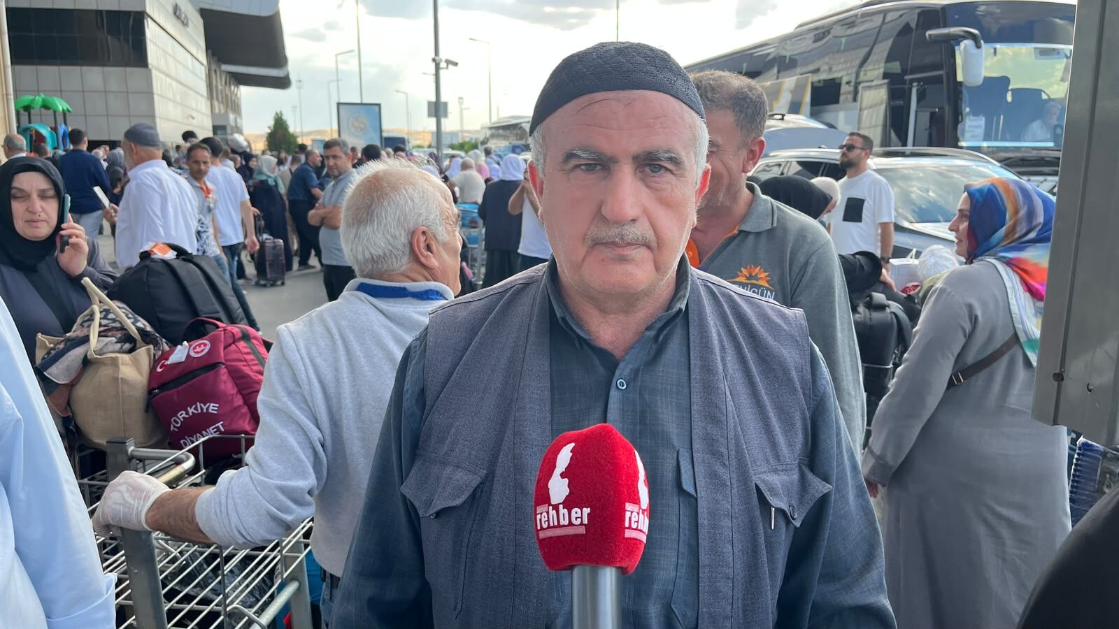 Hac İbadetini Tamamlayan Hacılar Yurda Döndü (11)