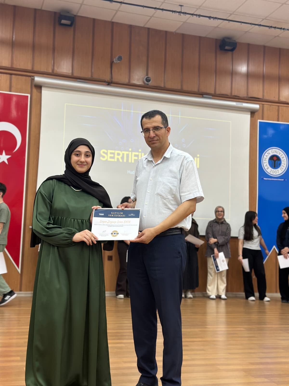 İcathane Akademi̇ Bahar Dönemi̇ Kapaniş Programi Gerçekleşti̇ri̇ldi̇ (2)