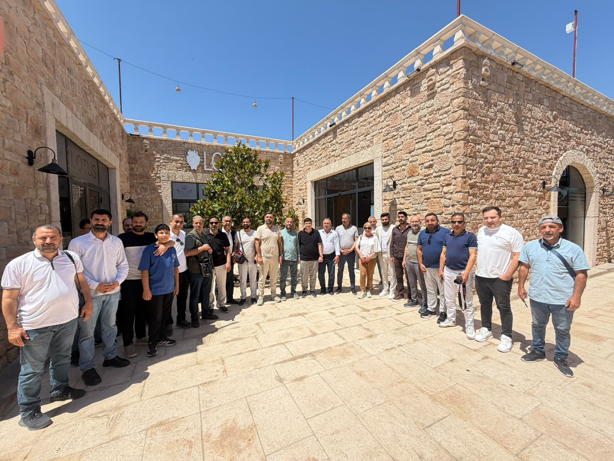 Lotus Cafe Açıldı, Yaşar Kemal Parkının Sorunları Gündeme Taşındı (4)