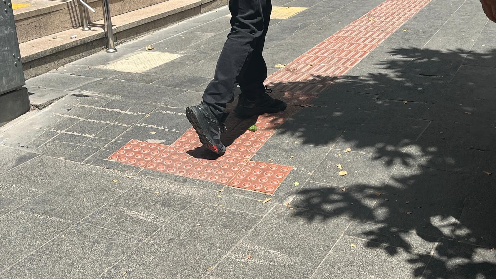 Meydan Mahallesi Esnafından Kaldırım Düzenlemesi Talebi (3)