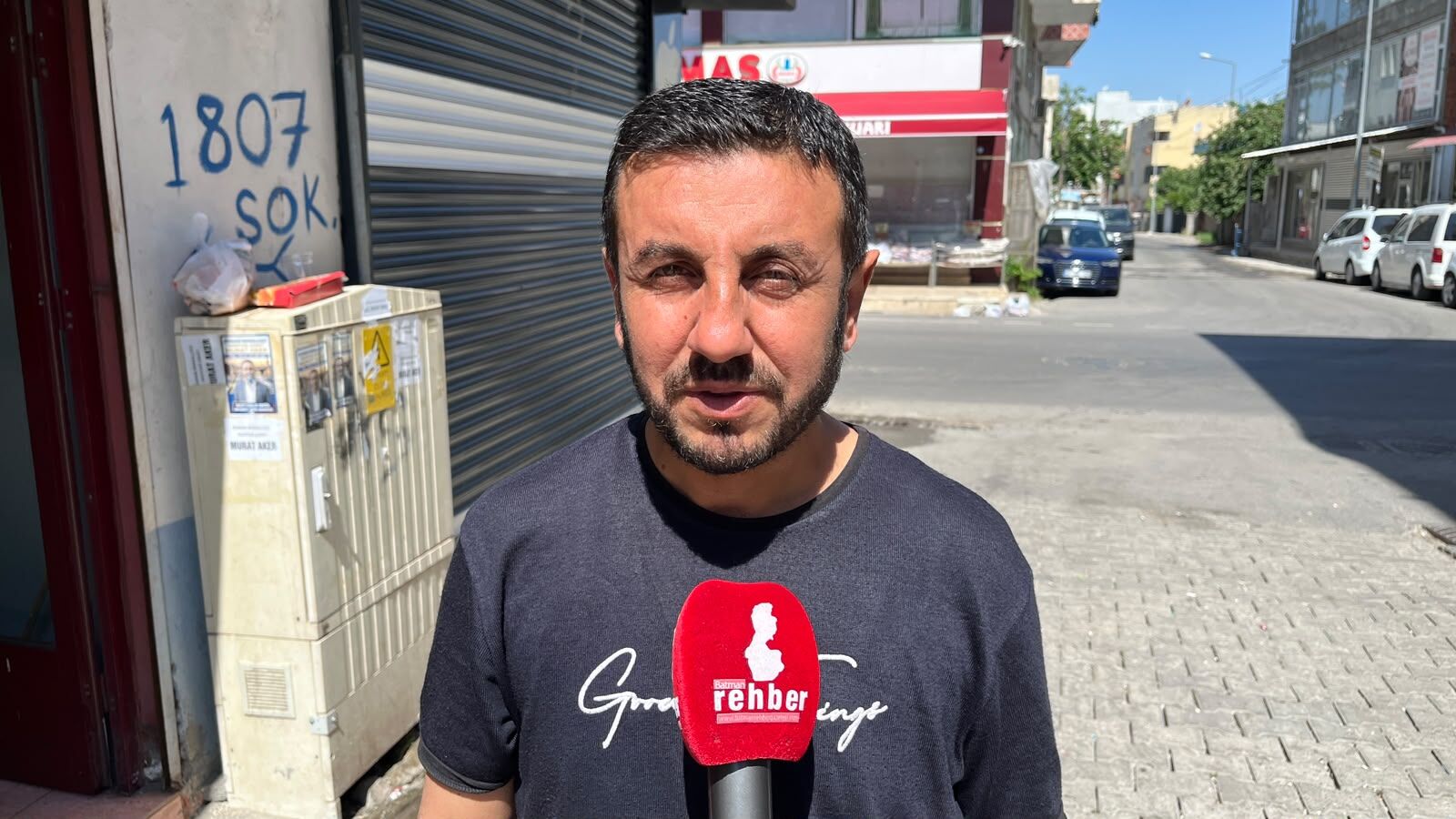 Raman Mahallesi’nde Aylardır Boşa Akan Su Esnafı Bezdirdi İstediğiniz Yere Şikâyet Edin Dediler! (4)