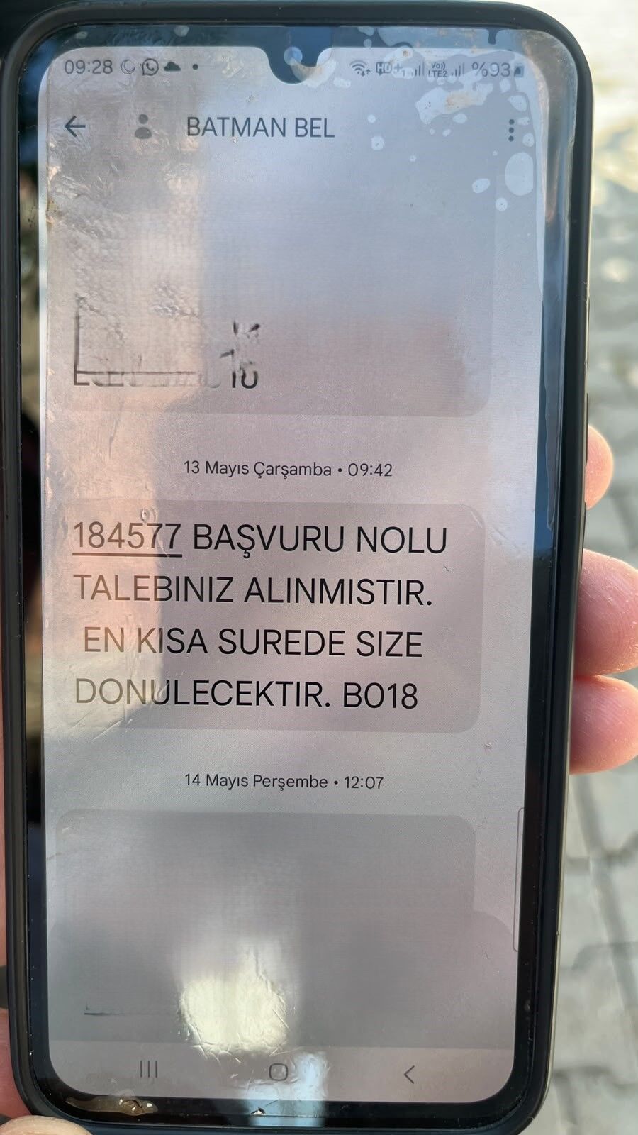 Raman Mahallesi’nde Aylardır Boşa Akan Su Esnafı Bezdirdi İstediğiniz Yere Şikâyet Edin Dediler! (7)-1