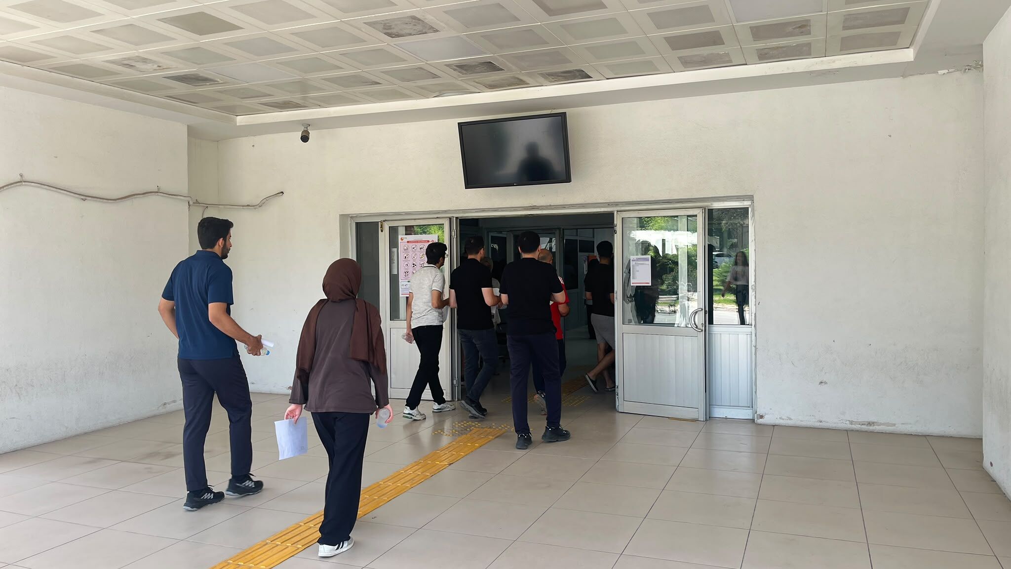 Batman'da Dgs Heyecanı Adaylar 3 Saat Ter Dökecek (2)