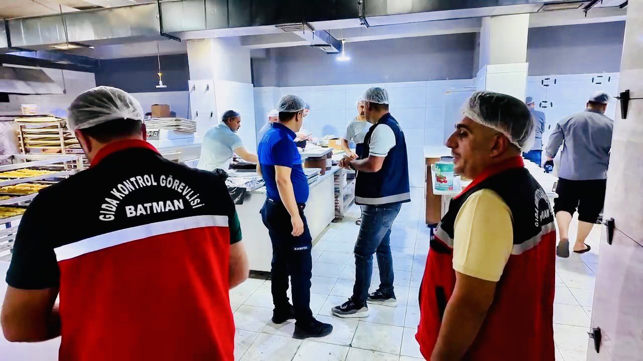 Batman'da Gıda Denetimleri Sıkılaştı 130 Bin Tl Ceza Kesildi (1)