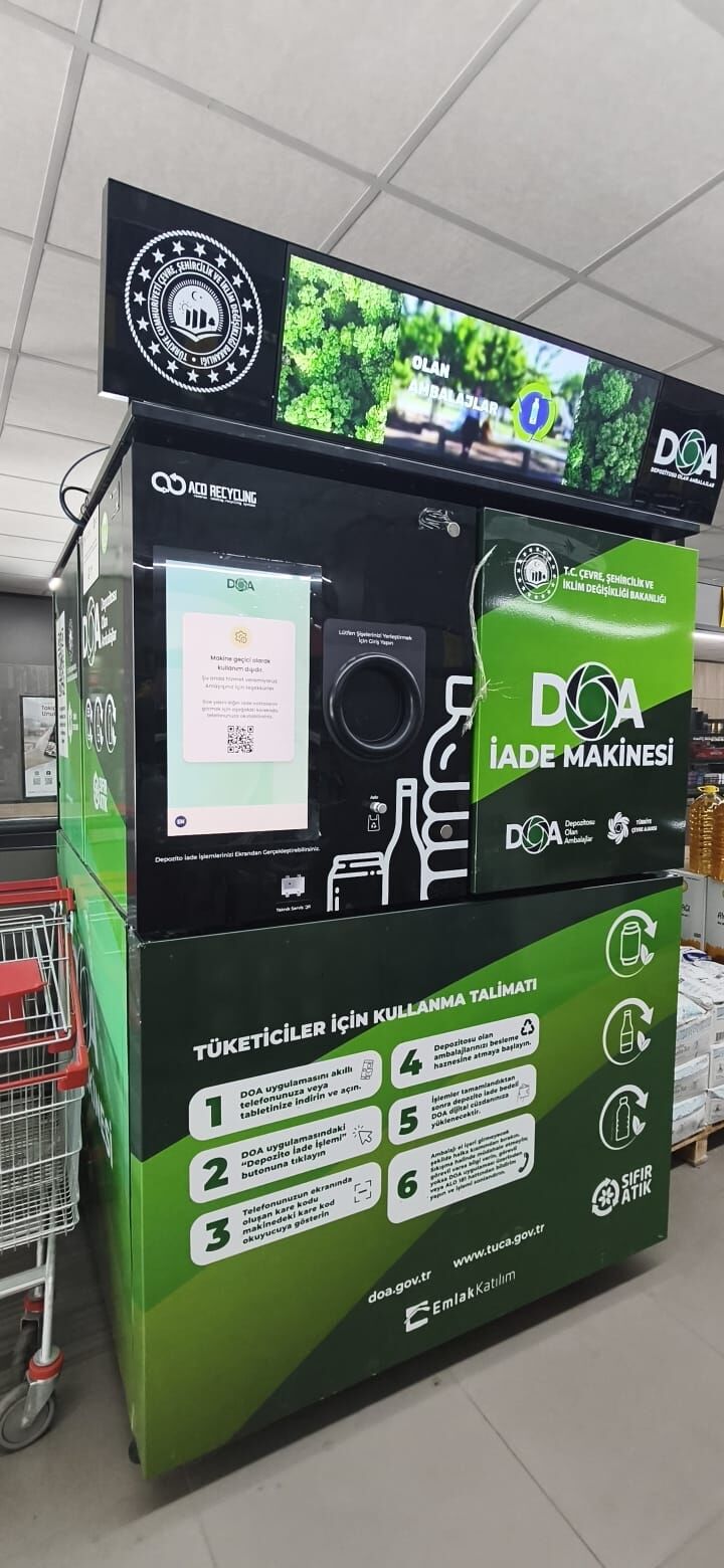Batman'da İade Makinesi Bir Haftada Arızalandı, Vatandaşlar Şişeleriyle Geri Döndü (2)