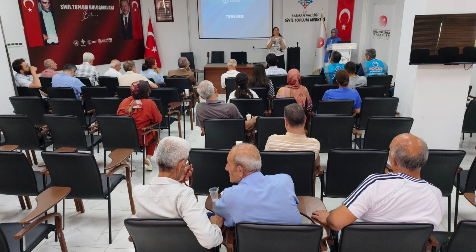 Batman’da İşitme Engelli Vatandaşlar İçin Engelsiz Sağlık Eğitimi 55