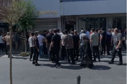 Batman’da Polis Baskını Sırasında Hareketli Anlar 1 Kişi Yaralandı (1)