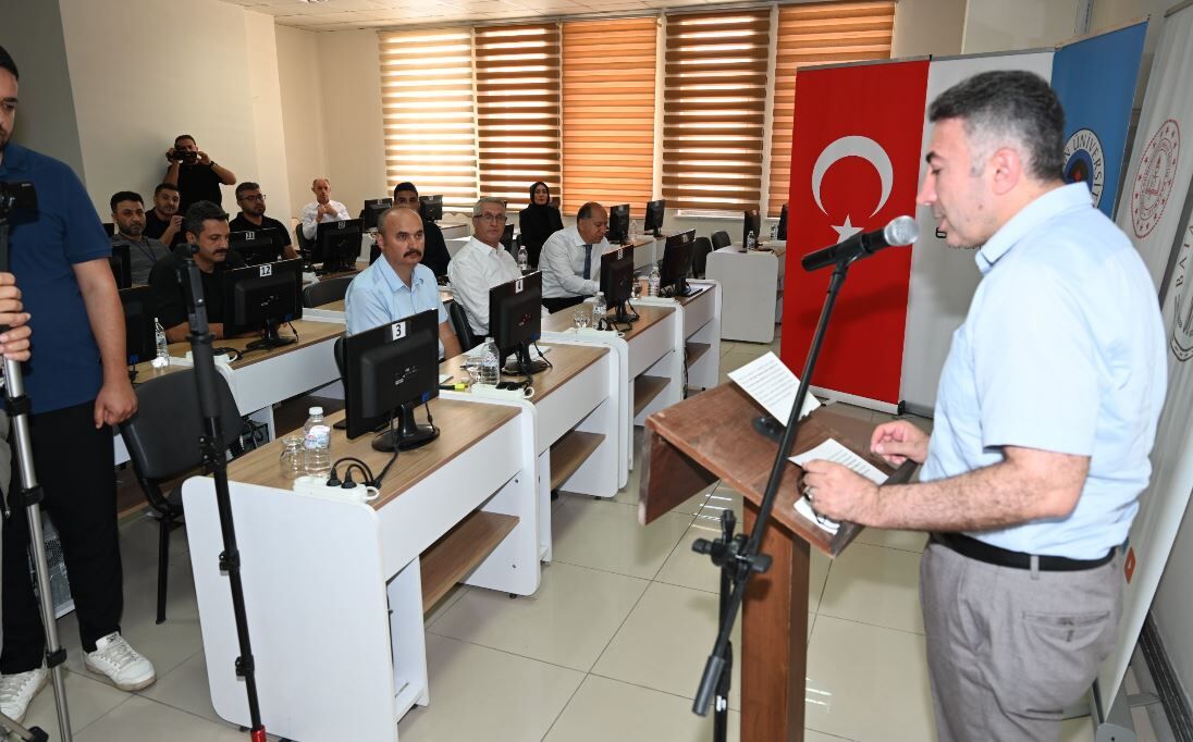 Batman’da Yapay Zekâ Eğitiminin İlk Mezunları Sertifikalarını Aldı (1)