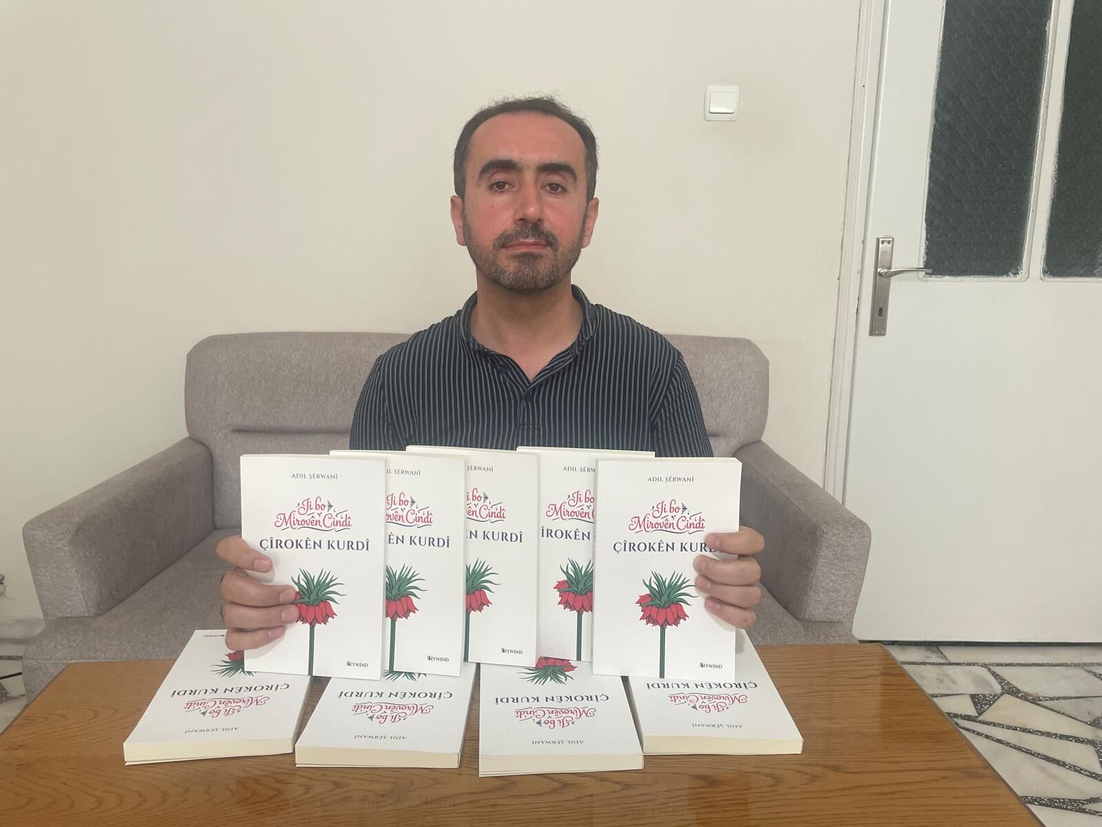 Batmanlı Yazardan Kürtçe’ye Kültürel Katkı 91 Hikayelik Eser Okurlarla Buluştu (2)