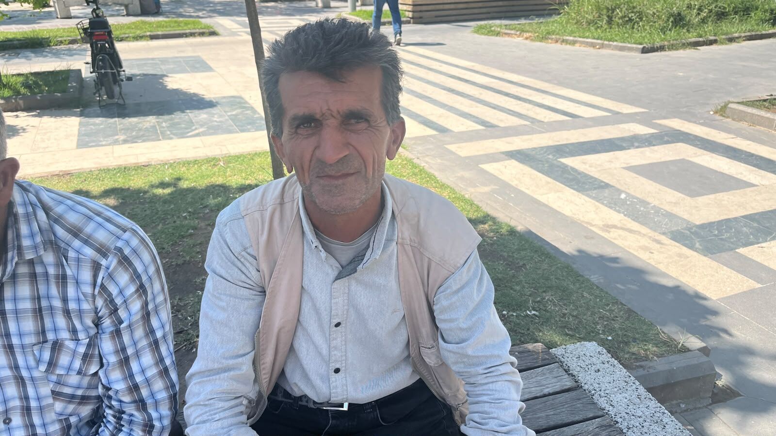 Cumhuriyet Meydanı'nda Umut Nöbeti (2)