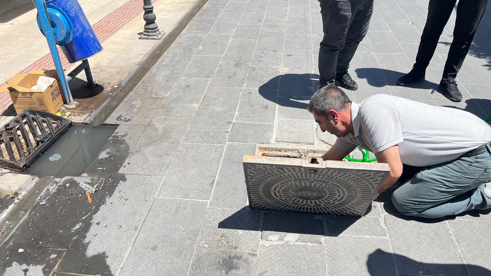 Esnaf Kendi İmkânıyla Logar Temizliği Yaptı (5)
