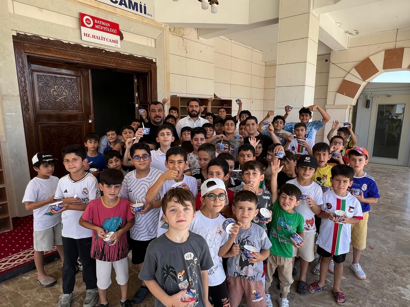 Kardelen Mahallesi Muhtarı Ak'tan Cami Öğrencilerine Ziyaret (2)