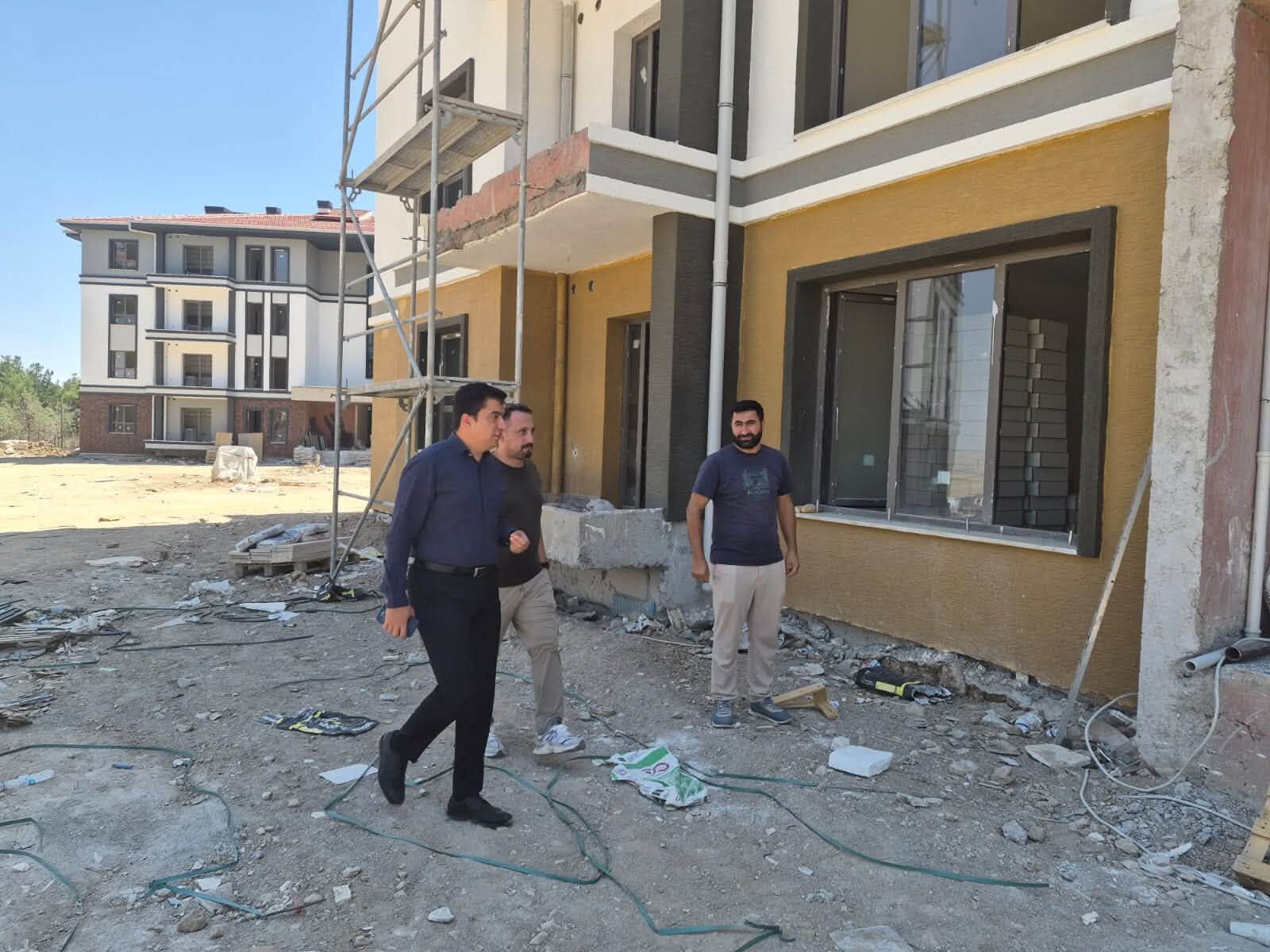 Kaymakam Mustafa Arslanşahin Beşiri Toki̇ Konutlarını İnceledi (2)