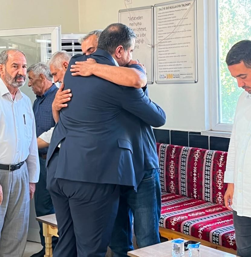 Milletvekili Ramanlı Ve Hüda Par Heyetinden Direk Ailesine Taziye Ziyareti (1)