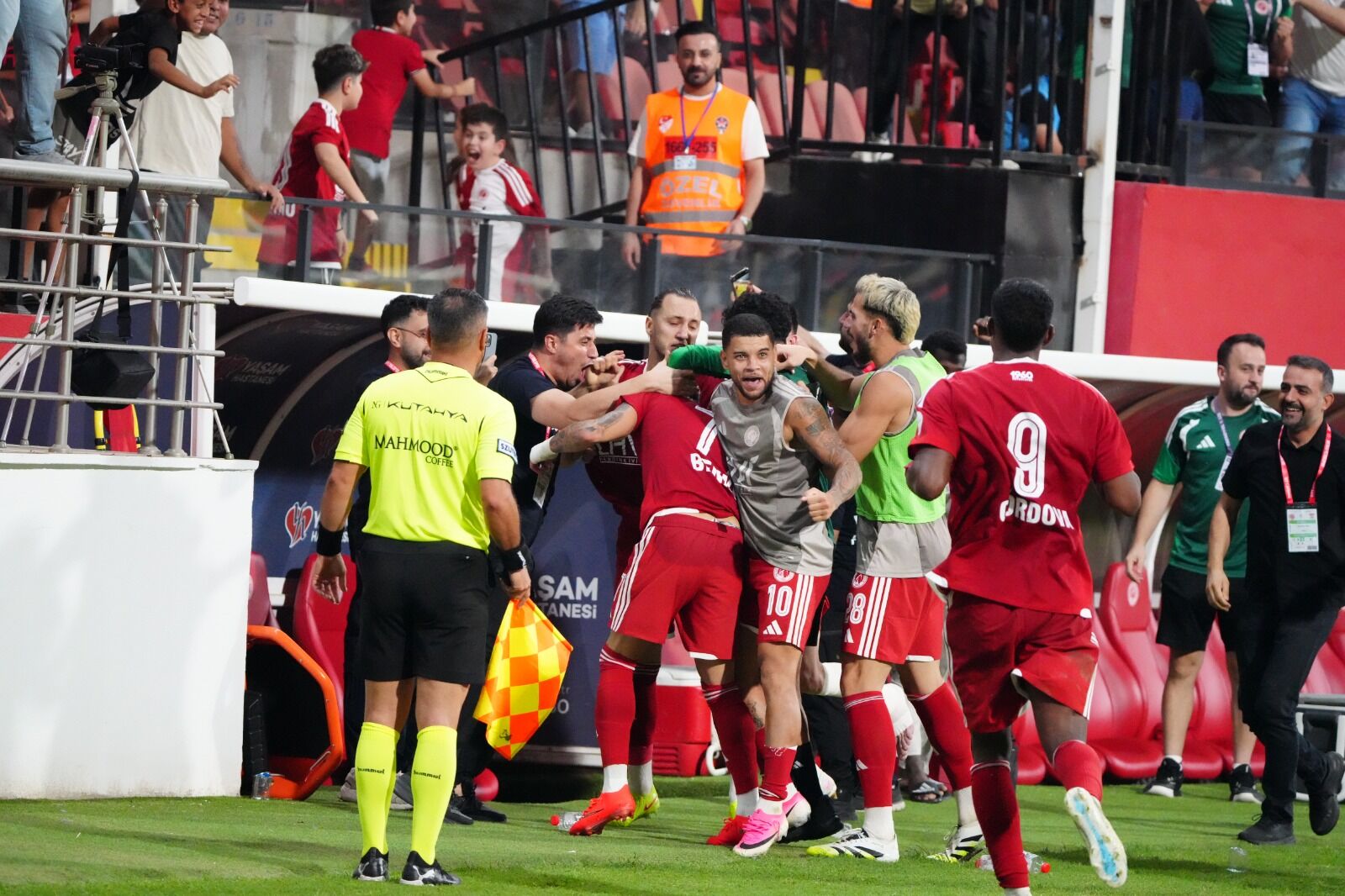 Batman Petrolspor Sivasspor Karşılaşmasından Fotoğraflar (3)
