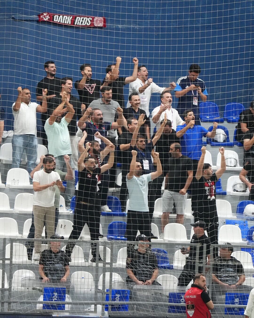 Batman Petrolspor Yönetimi Protokol Yerine Tribünleri Seçerek Sarıyer’de Gövde Gösterisi Yaptı 3