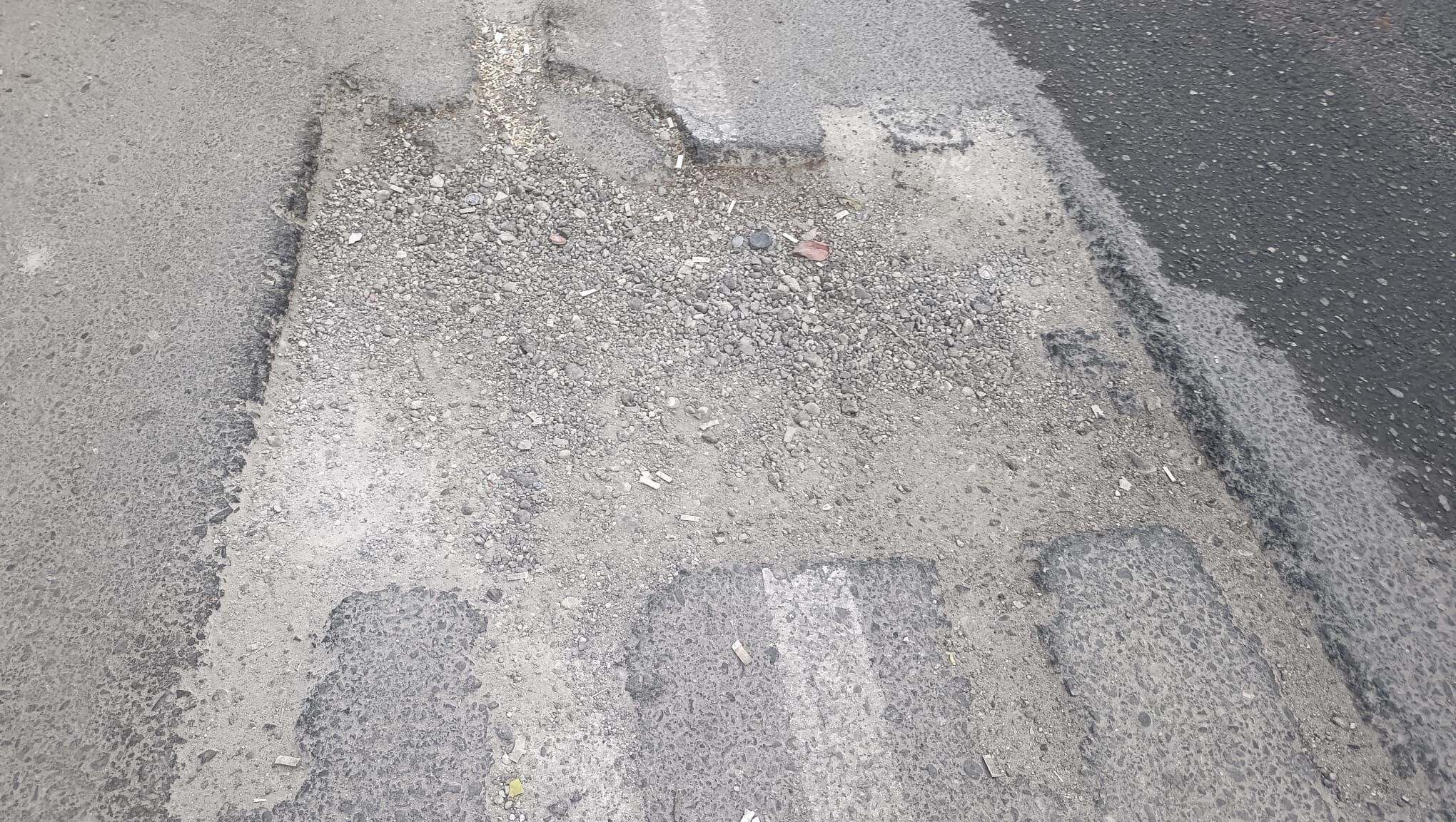 Batman’da Fiber İnternet Sonrası Çukurlar Oluştu! “6 Aydır Bu Yol Neden Onarılmıyor” (1)
