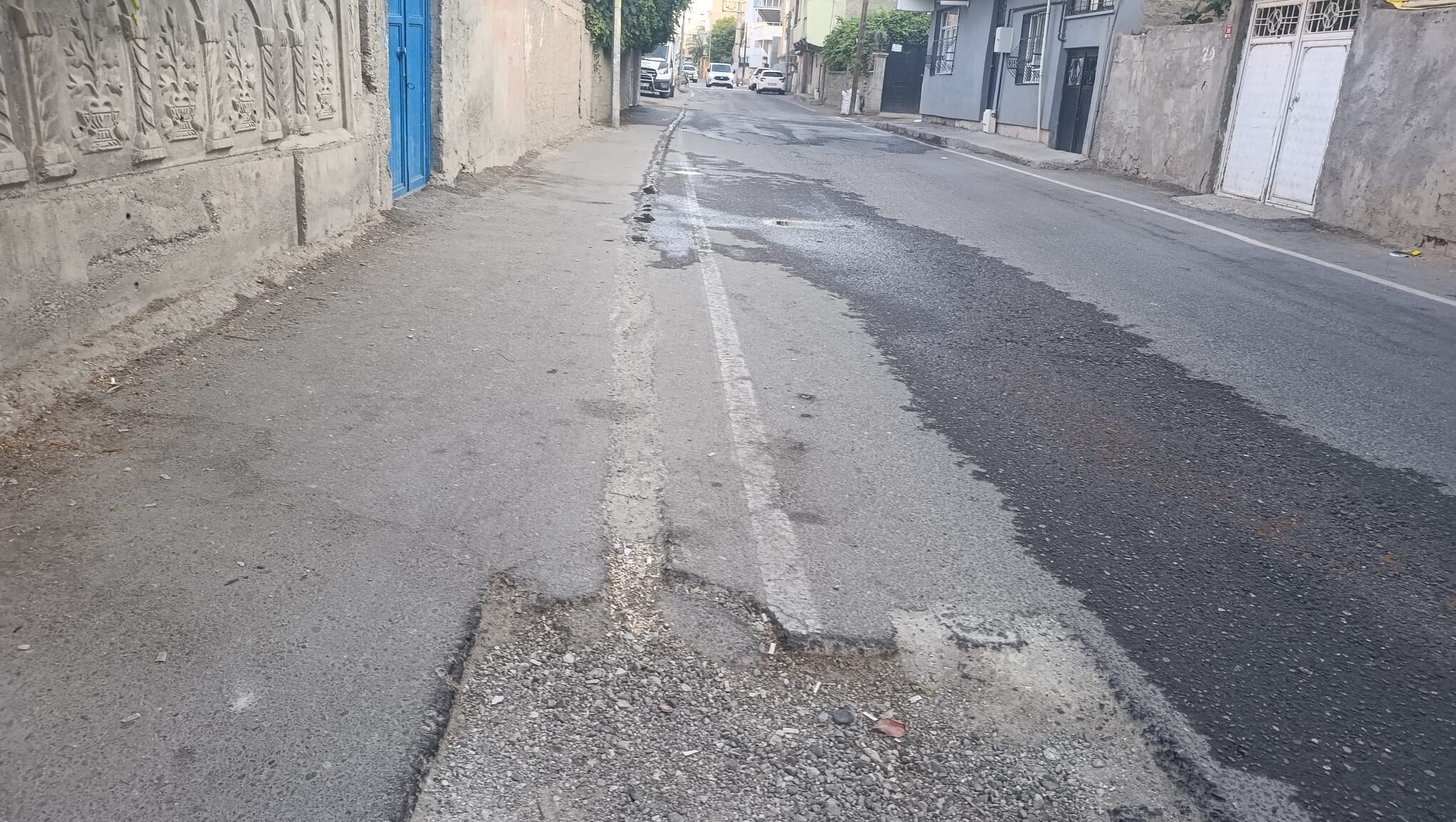 Batman’da Fiber İnternet Sonrası Çukurlar Oluştu! “6 Aydır Bu Yol Neden Onarılmıyor” (3)