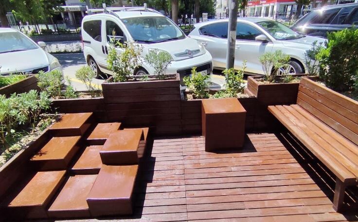 Batman’da Park Ve Yeşil Alanlarda Bakım Çalışmaları Yürütülüyor (3)