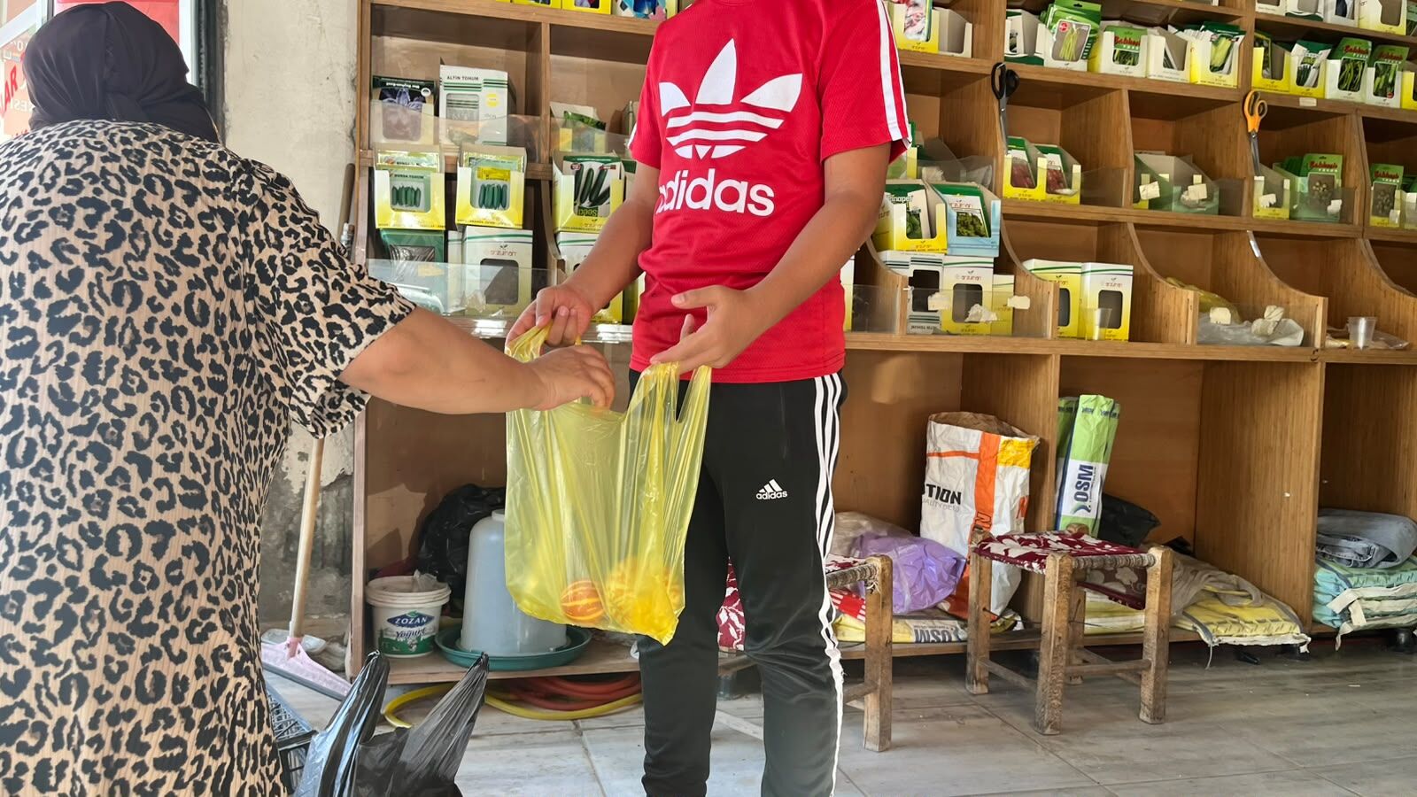 Batman’da Şaşırtan Kavun Yenmiyor, Kokusu İçin İlgi Görüyor (5)
