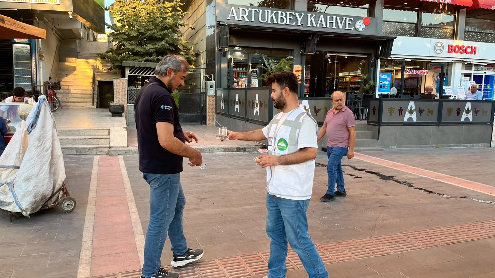 Hüda Par’dan Mevlid Kandili’nde Vatandaşlara Ikram (4)