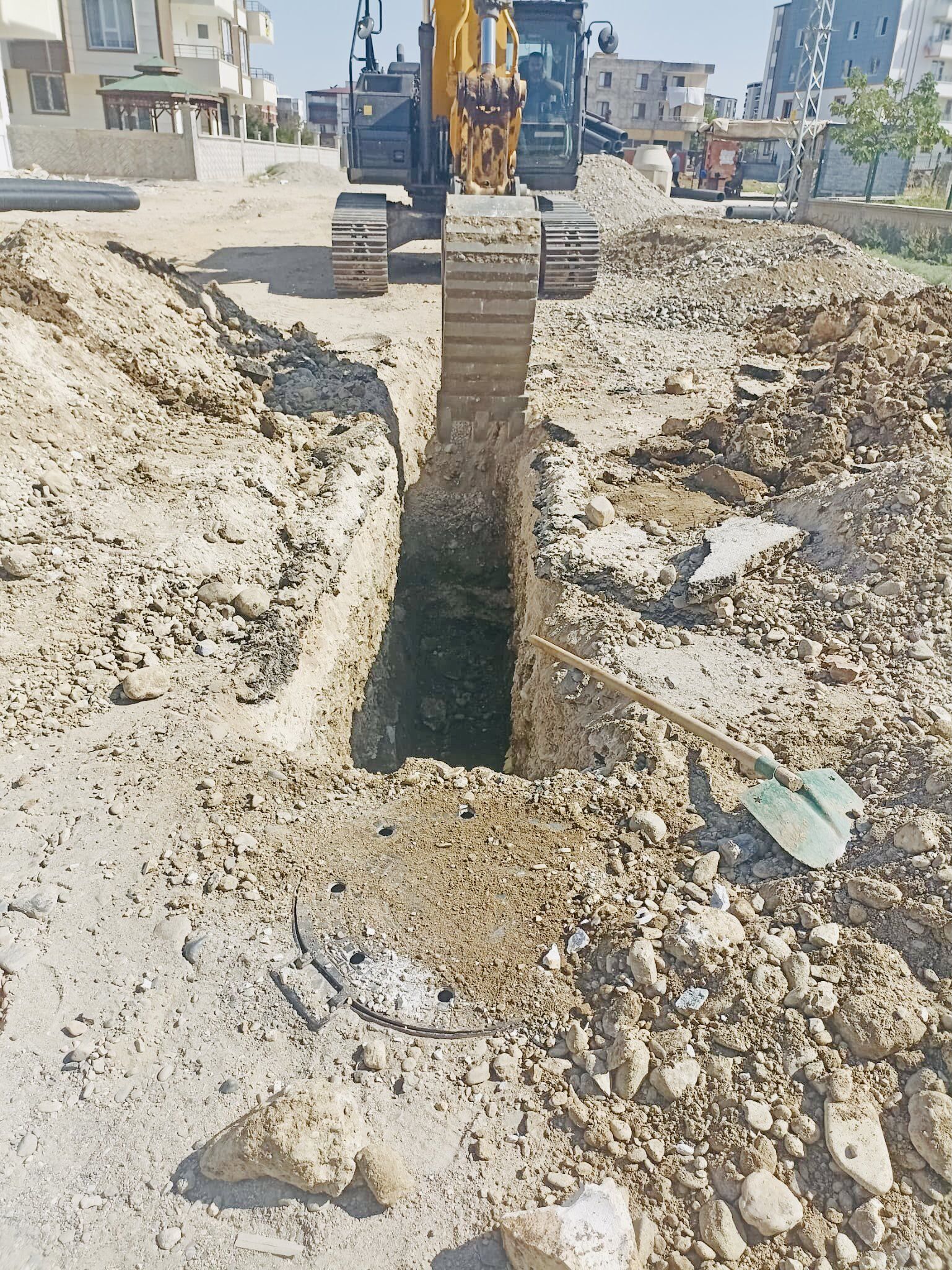 Korik Mahallesi’nde Yeni Yola 250 Metrelik Kanalizasyon Hattı (1)