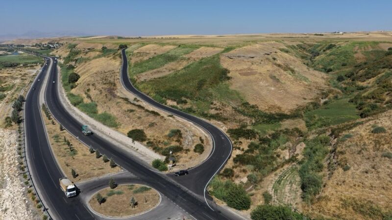 Akça ve Doluca Köylerinde Yol Asfaltlandı