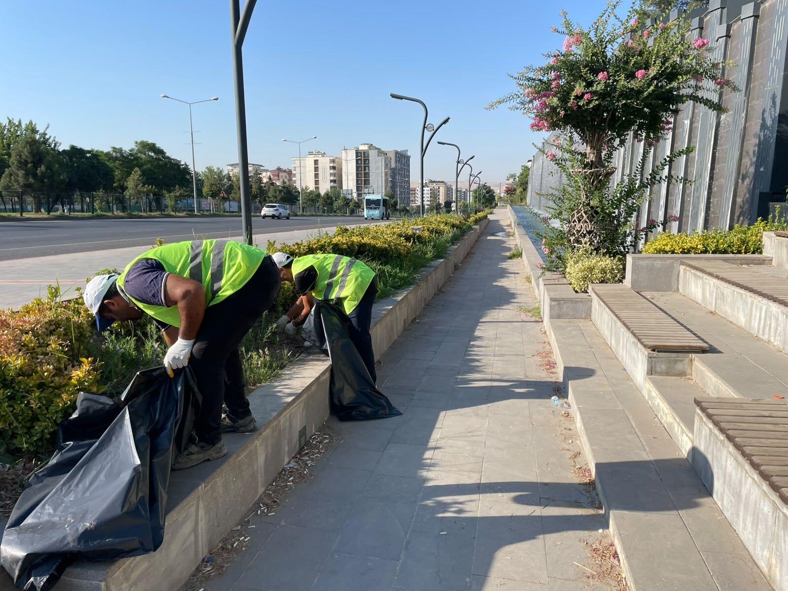 Batman Belediyesi'nden 227 Parkta Sonbahar Seferberliği