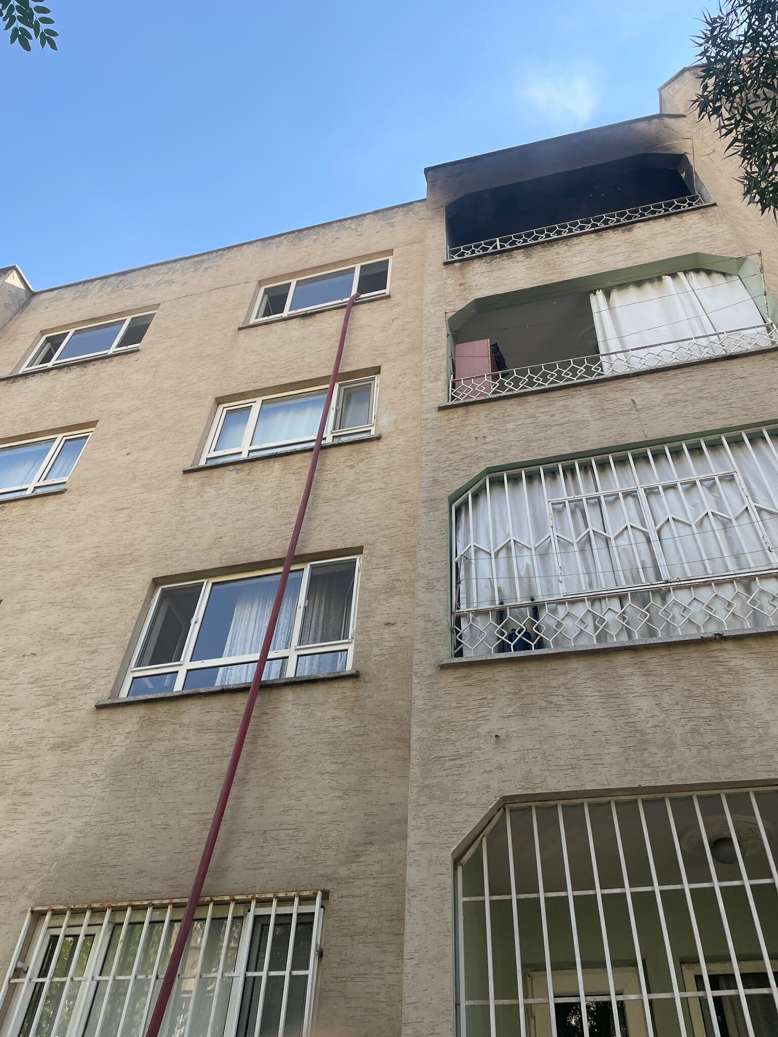 Batman’da Apartman Dai̇resi̇nde Yangin Pani̇ği̇