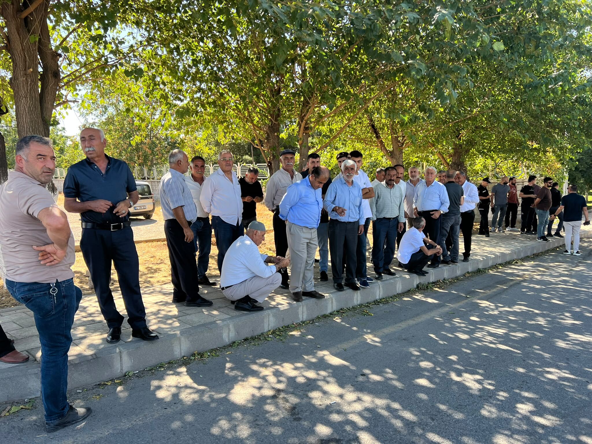 Gercüş’te 10 Yıllık Yol, Su Ve Elektrik Çilesi “Artık Sesimizi Duyun” (1)