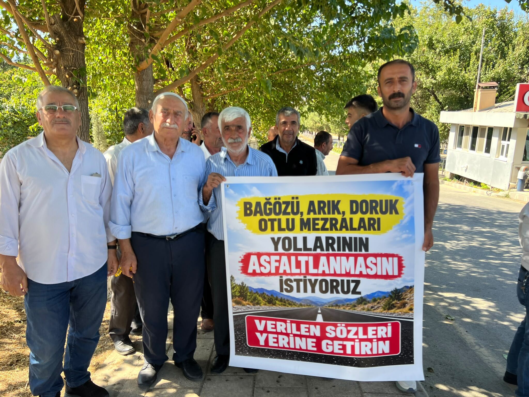 Gercüş’te 10 Yıllık Yol, Su Ve Elektrik Çilesi “Artık Sesimizi Duyun” (2)