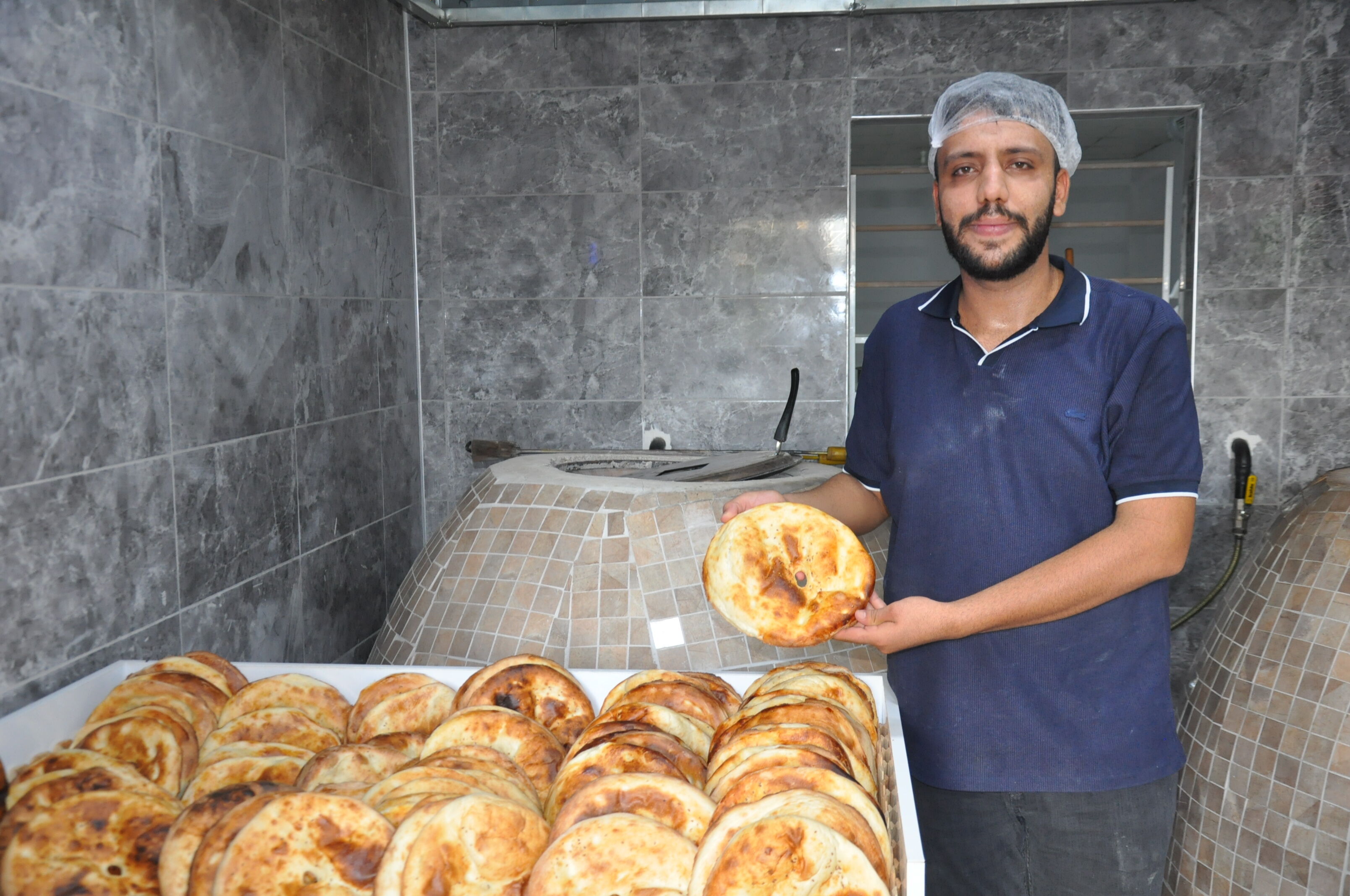 İstanbul’dan Batman’a Uzanan Tandır Ekmeği Günde 1000 Ekmek Üretiliyor (5)