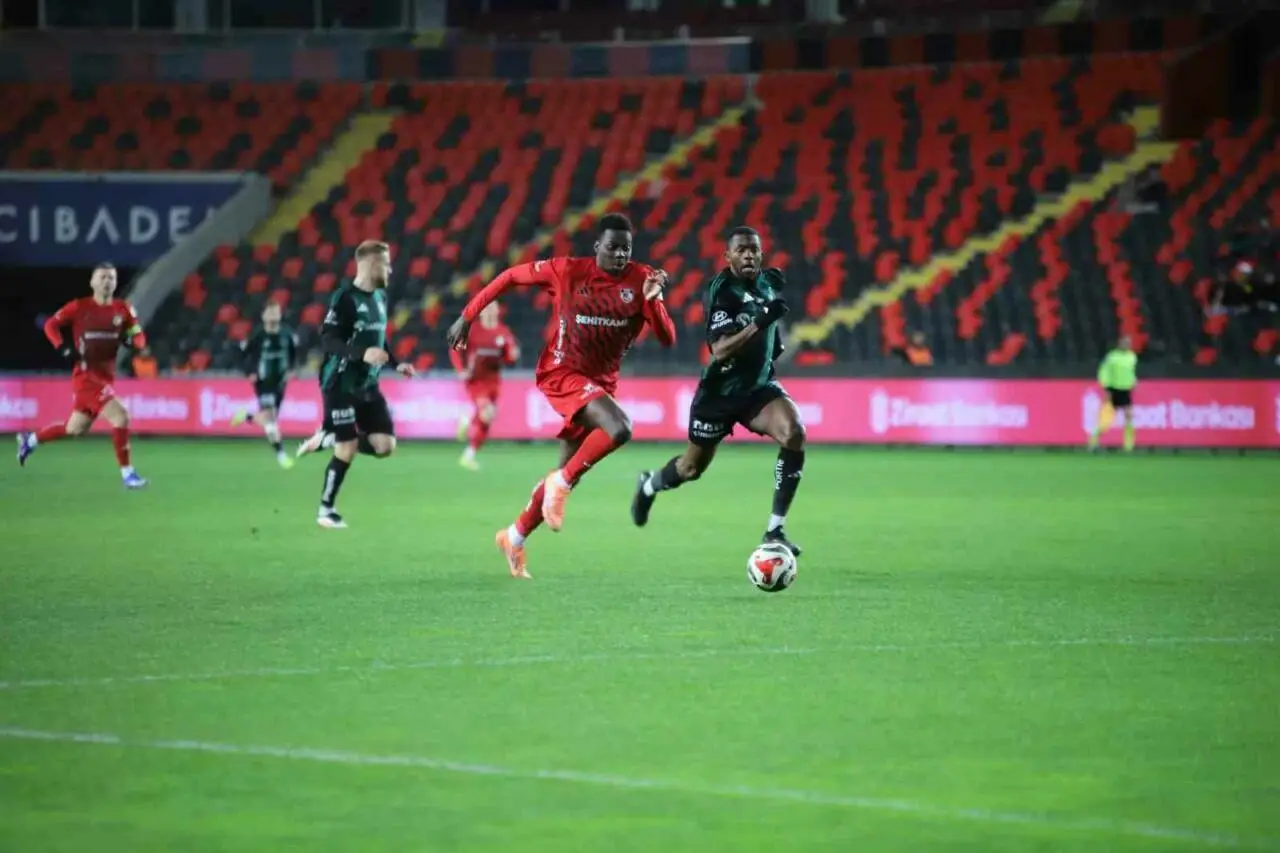 Kocaelispor Gaziantep Maçı Canlı Yayın İzle