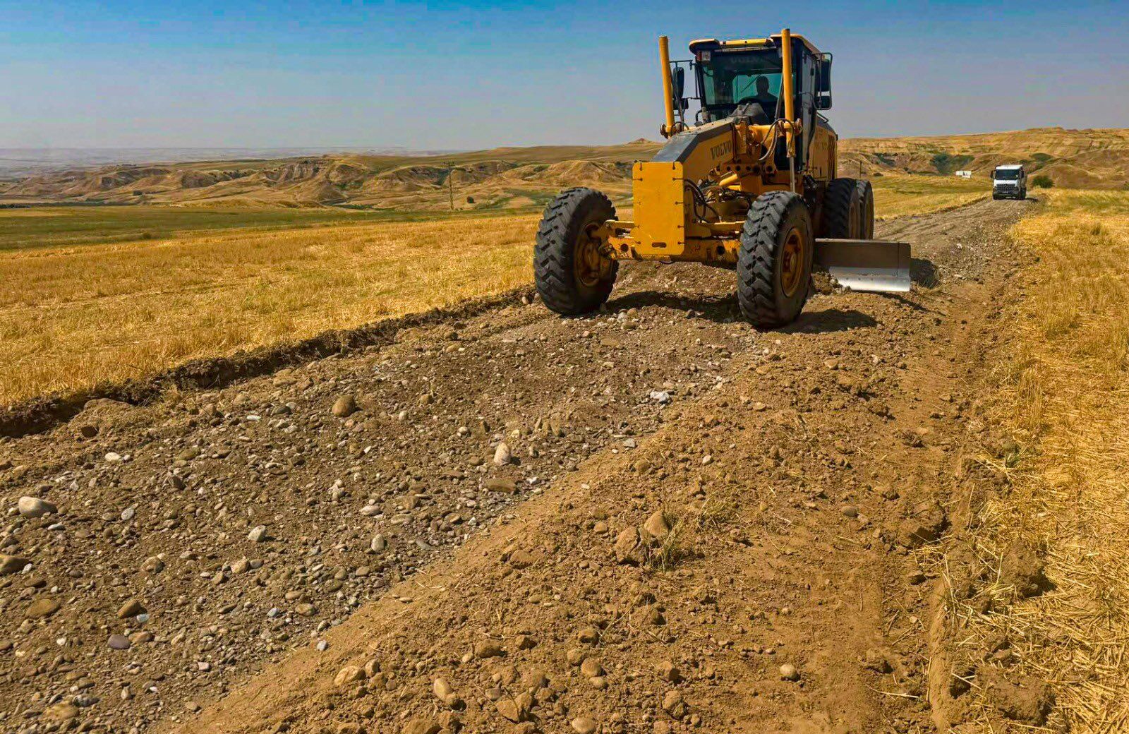 Kozluk’ta Köy Ve Mezralarda Çalışmalar Sürüyor (1)