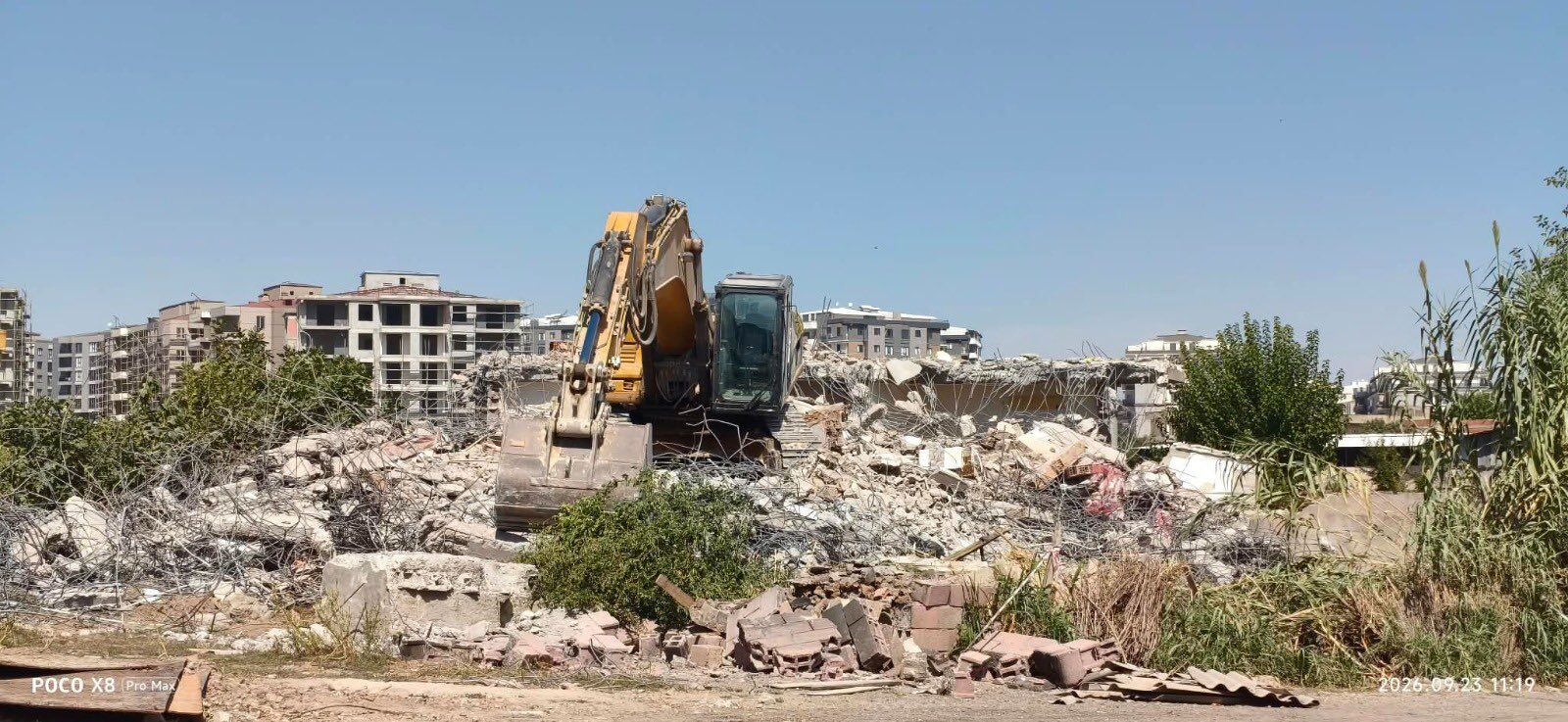 Kuzeydoğu Çevre Yolu'nda Engel Olan Yapılar Kaldırılıyor (1)