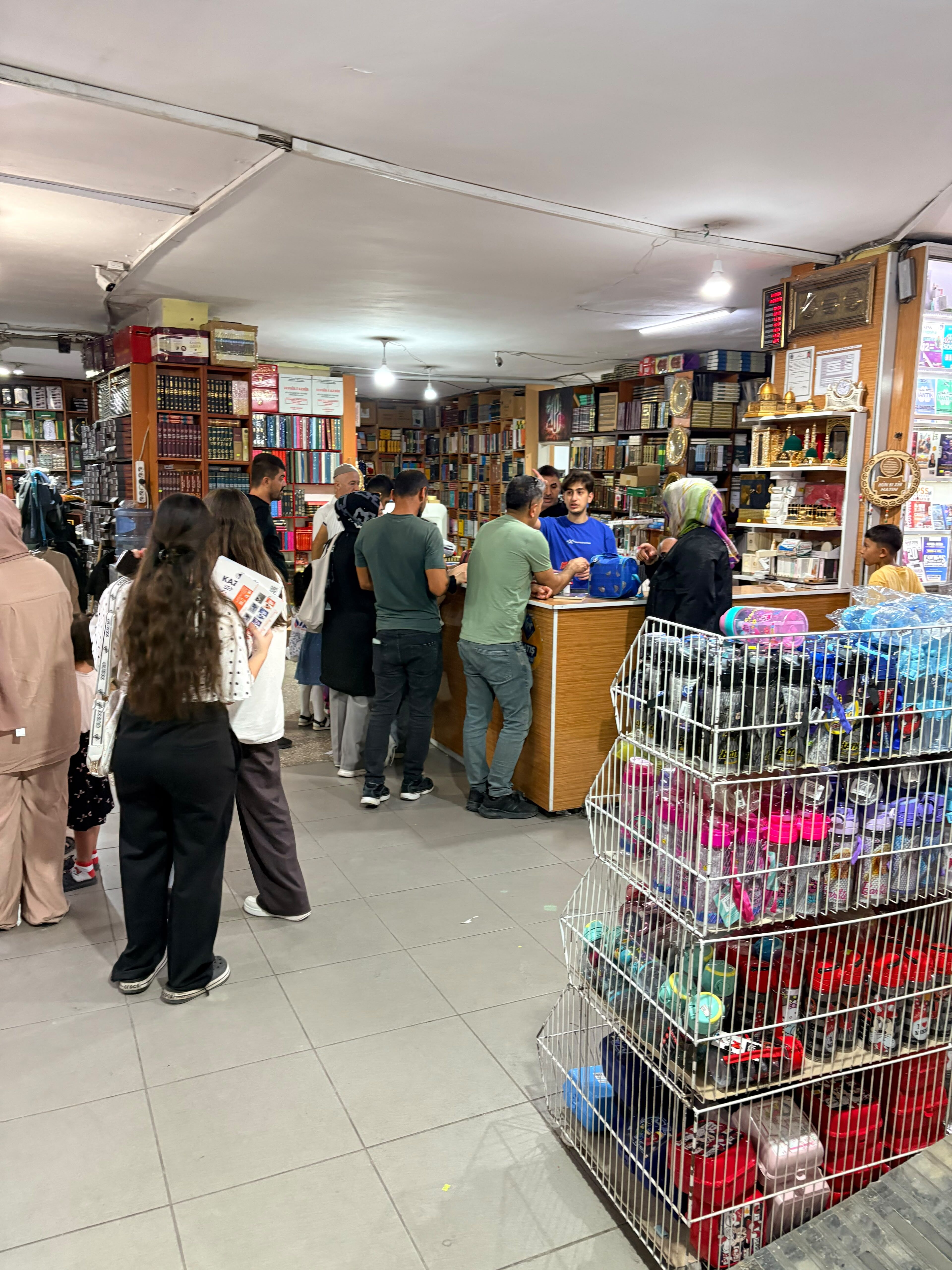 Okul Masrafları Vatandaşın Belini Büküyor (6)