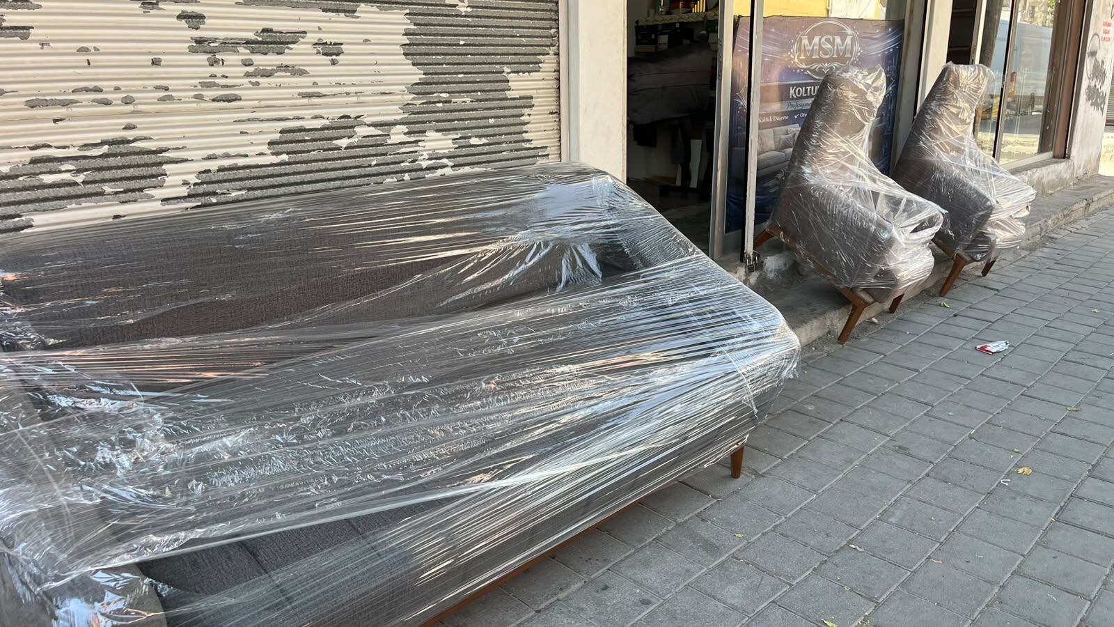 Pahalılık Vatandaşları Eski Koltuklarını Yeniletmeye Yönlendiriyor (4)