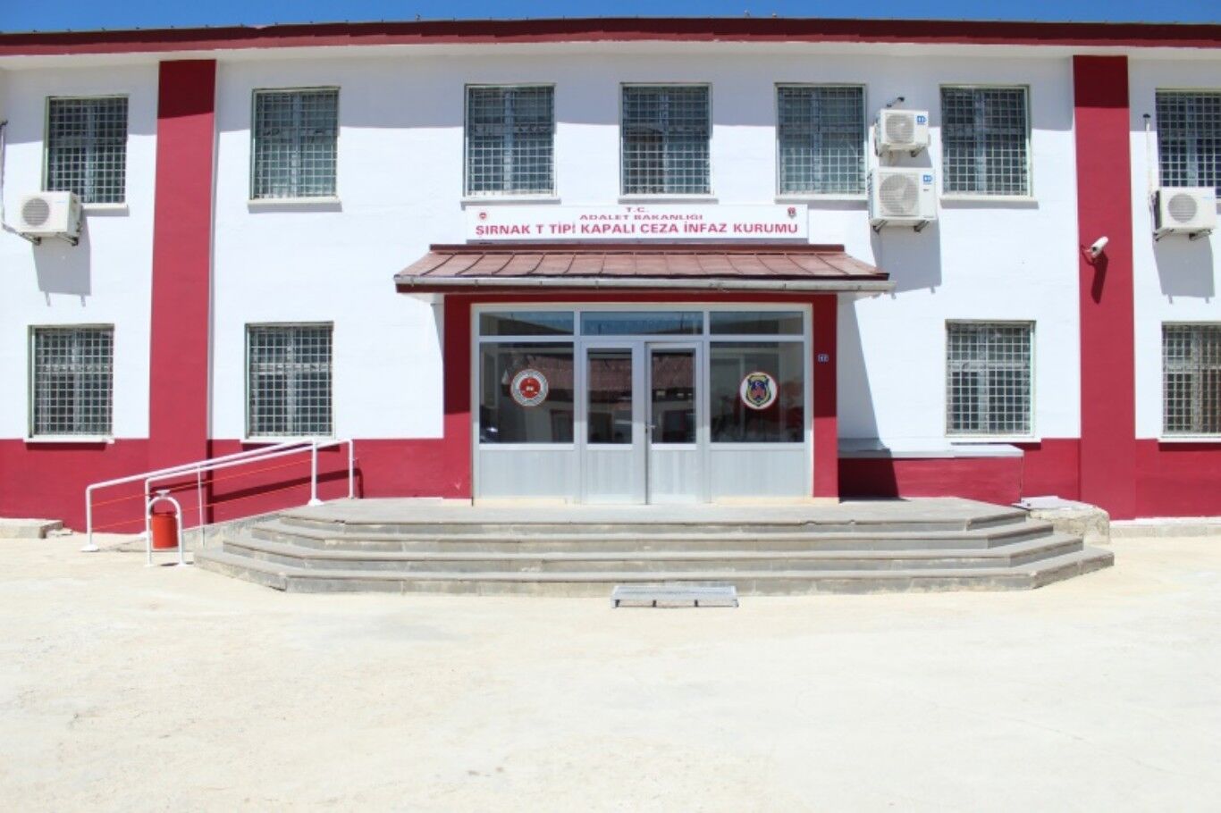 Şırnak'ta 50 yıl kesinleşmiş hapis cezasıyla aranan şahıs yakalandı