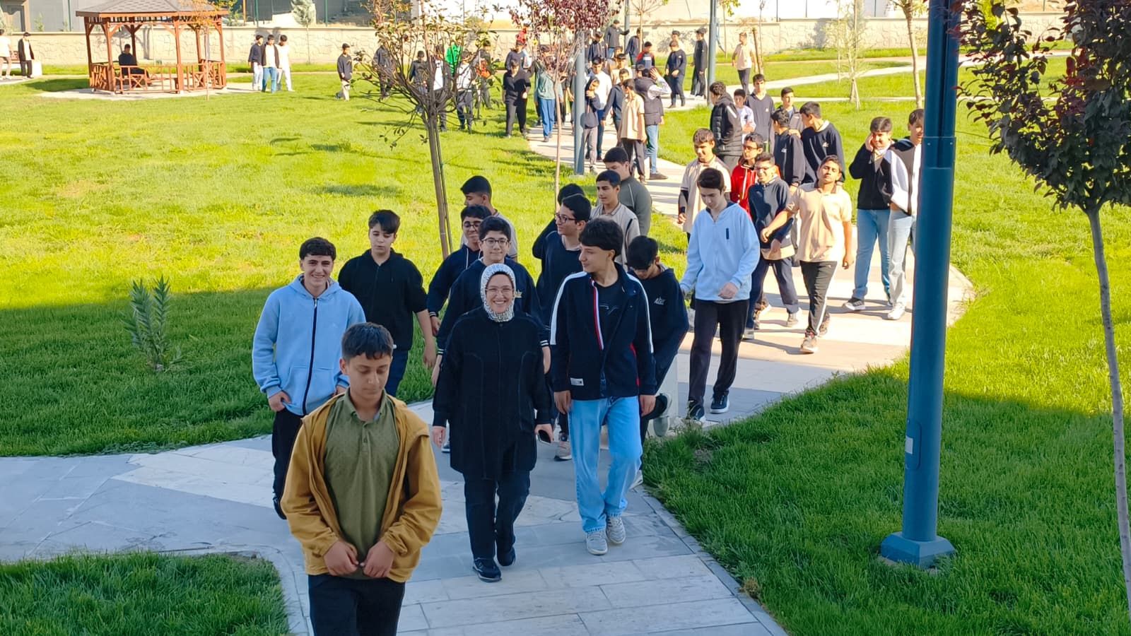 Batman Ahmedi Hani İmam Hatip Lisesi Öğrencilerinden Sivil Toplum Merkezi’ne Ziyaret