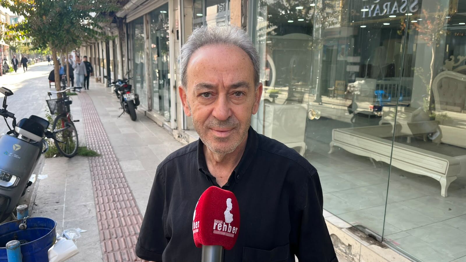 Batman’da 1. Cadde Esnafı Temizlik Ve Altyapı Sorunlarından Şikâyetçi (5)