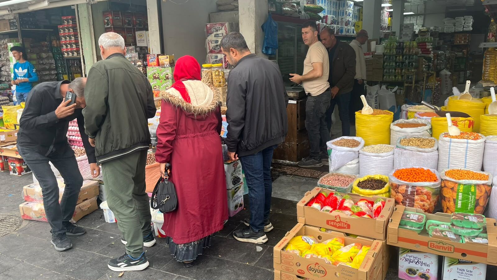 Batman’da Gıda Alışverişi Çuvaldan Kiloya Düştü (6)