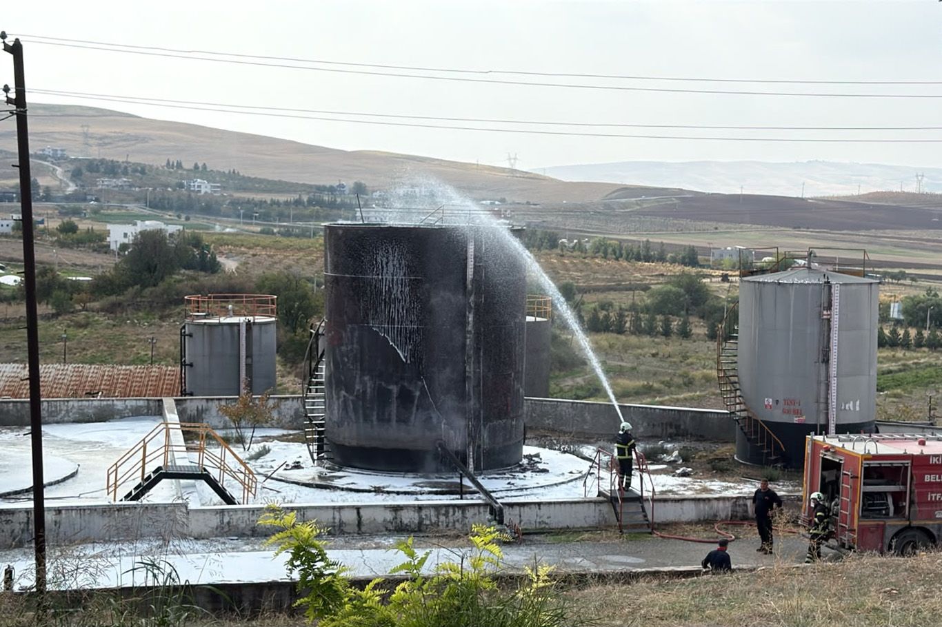 Mağrip Petrol sahasında çıkan yangın söndürüldü