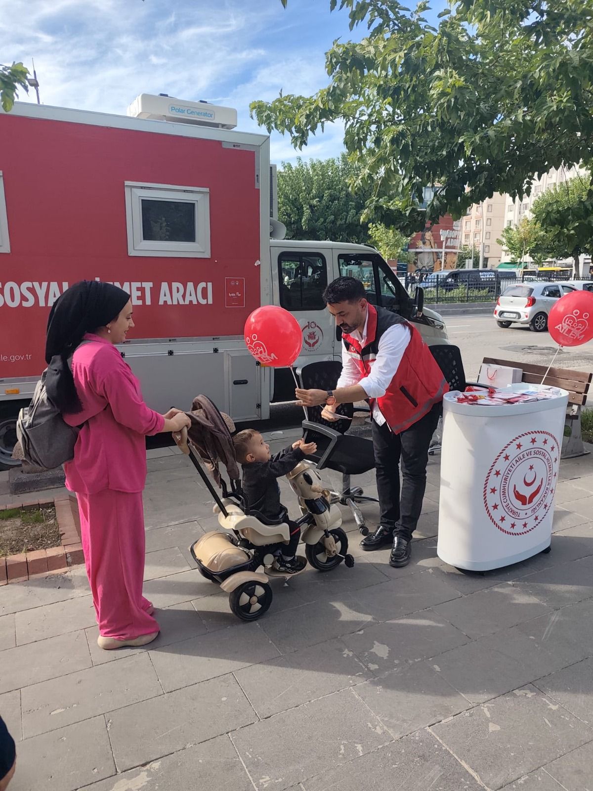 Mobil Sosyal Hizmet Aracımız1 (1)