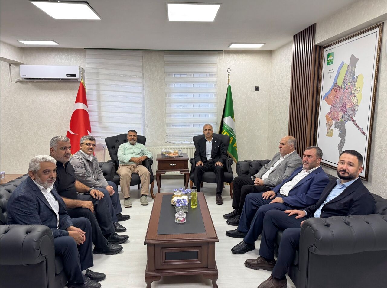 Peygamber Sevdalıları Derneği’nden HÜDA PAR Batman İl Başkanı Doğru’ya hayırlı olsun ziyareti