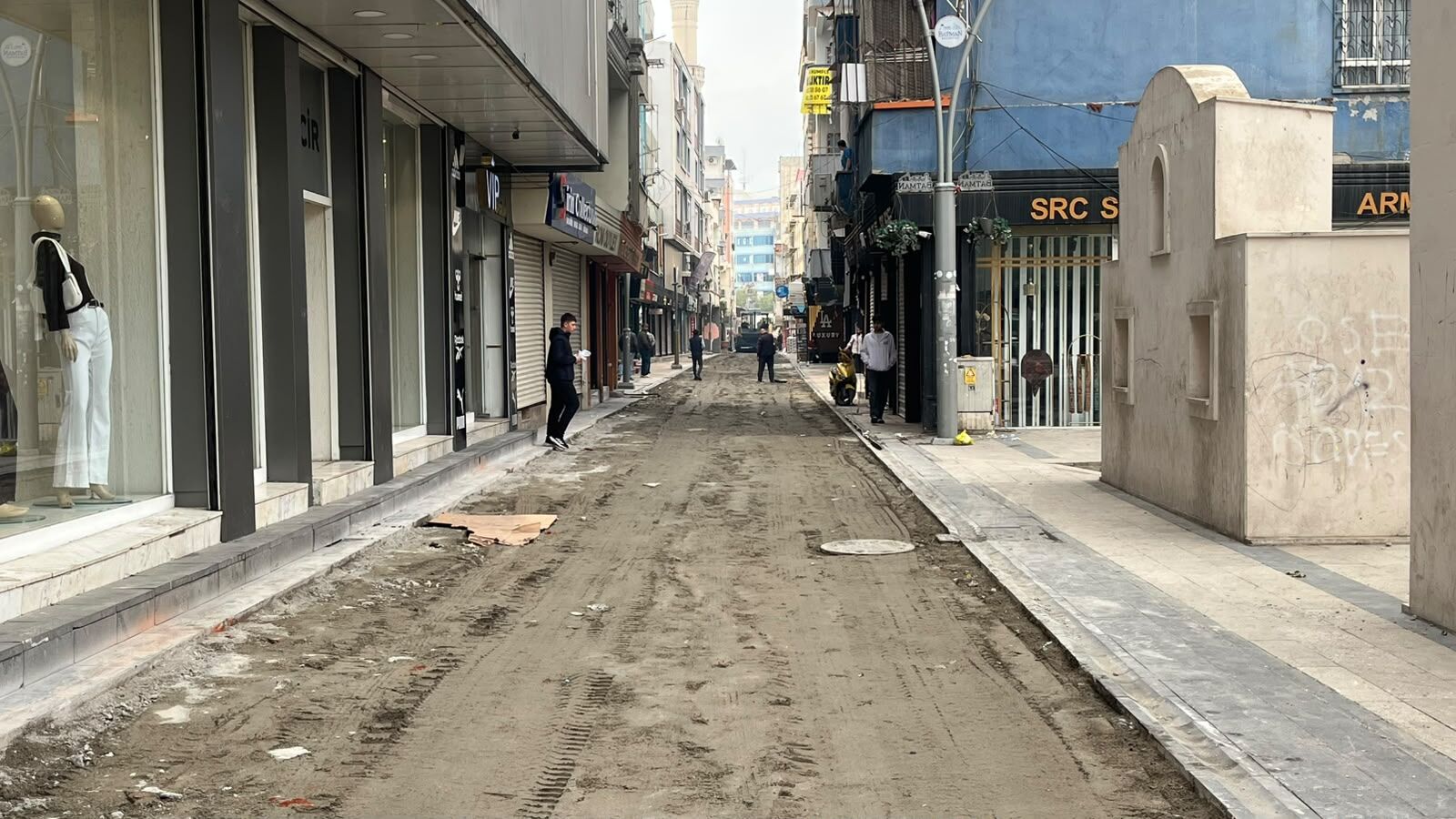 Şemsiyeli Sokak Esnafı Çalışmaların Hızla Bitirilmesini İstiyor (4)