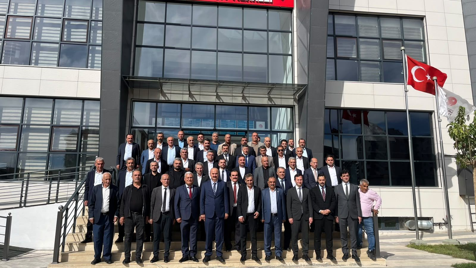 Vali Canalp, Muhtarlarla Yemek Programında Buluştu (1)