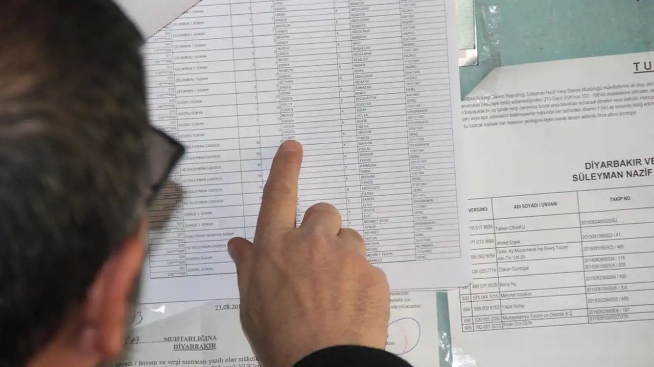 SEÇMEN LİSTELERİ YARIN ASKIDAN İNECEK