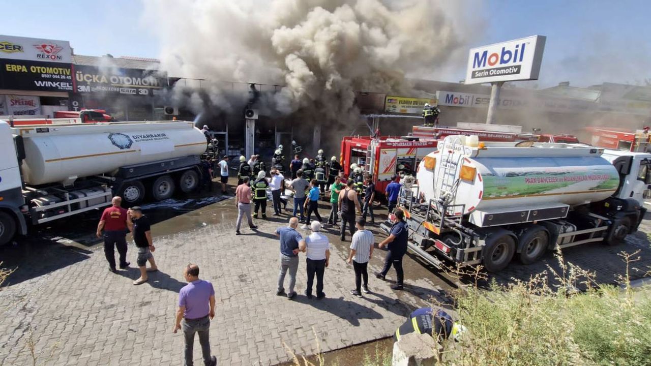 Sanayi'de çıkan yangın söndürüldü