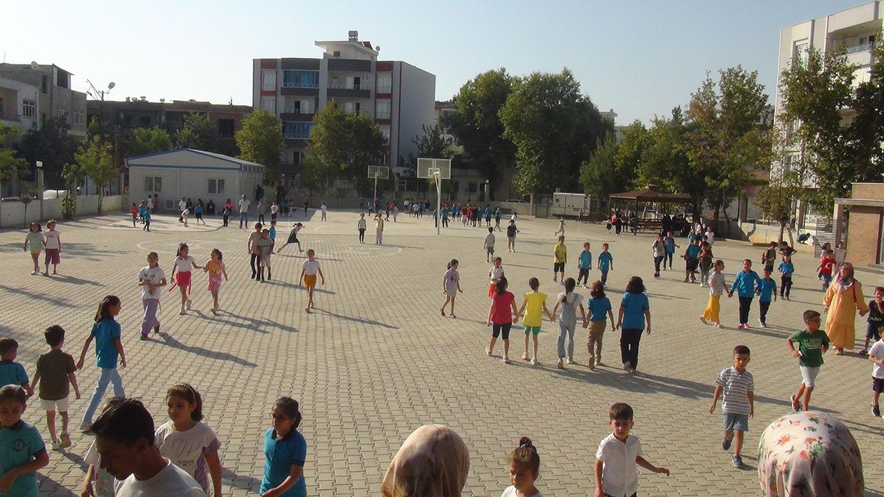 Adıyaman'da öğrenciler ders başı yaptı
